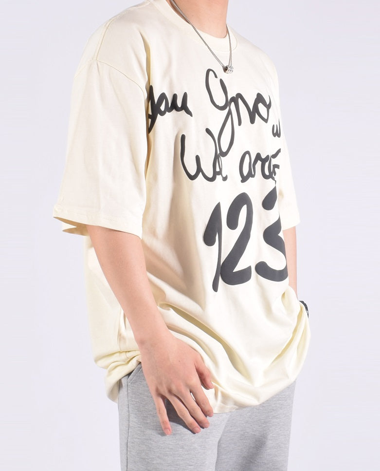 Camiseta Oversized 123 Rainbow Retro.