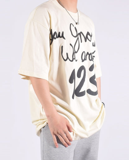 Camiseta Oversized 123 Rainbow Retro.